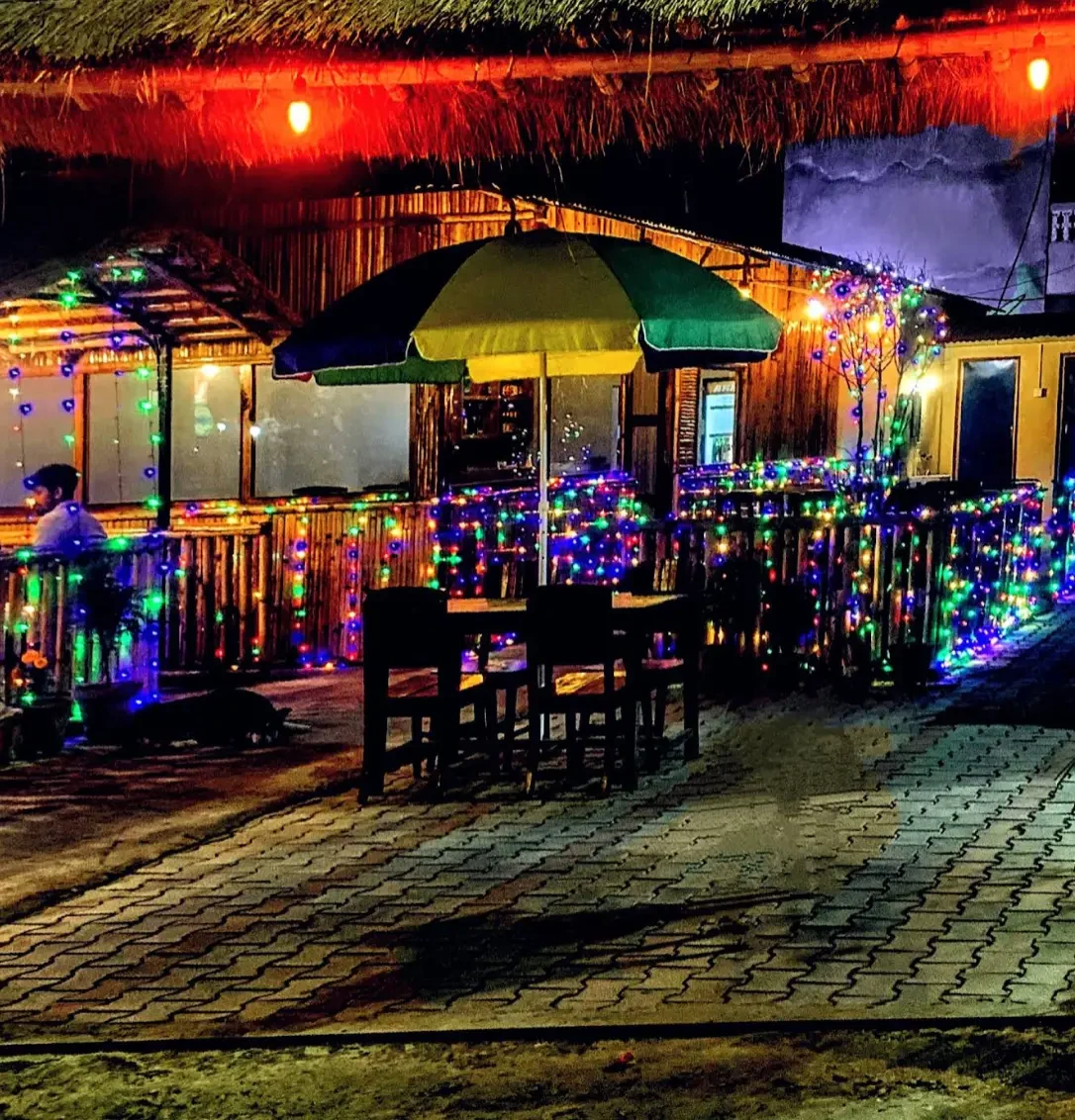 Chitwan Tharu Khaja Ghar — Eat & Drink near Chitwan National Park, Sauraha